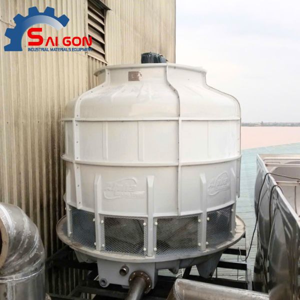 Tháp giải nhiệt nước nóng