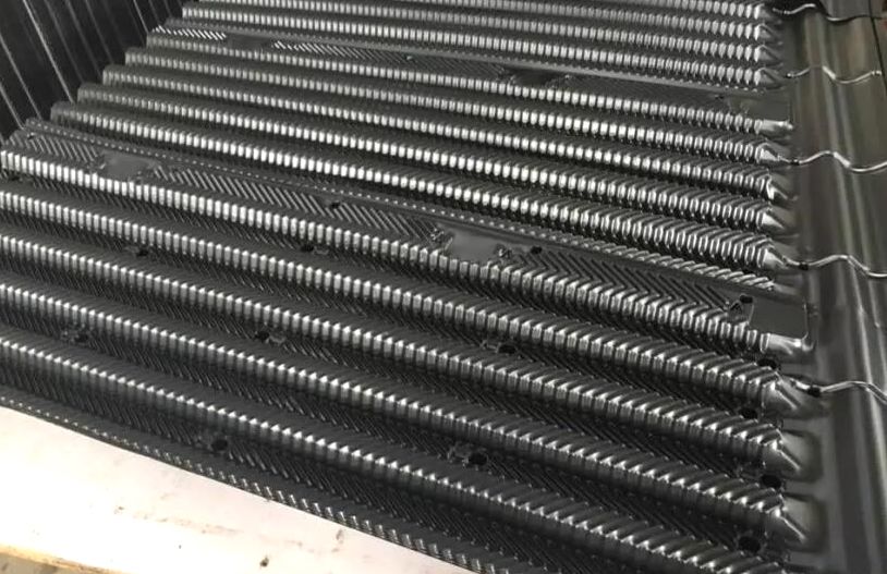 Tấm tản nhiệt CPVC th&aacute;p BAC c&oacute; nhiệt độ l&agrave;m việc l&ecirc;n đến 85 độ C