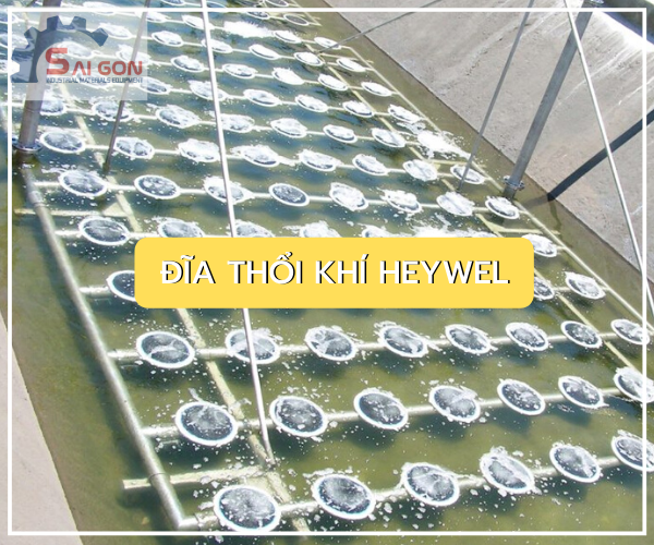 Đĩa khuếch tán khí Heywel đang hoạt động trong bể xử lý nước thải