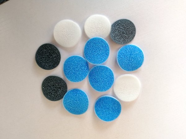 Giá thể vi sinh biochip của Mutag có thêm viền gia cố bên ngoài