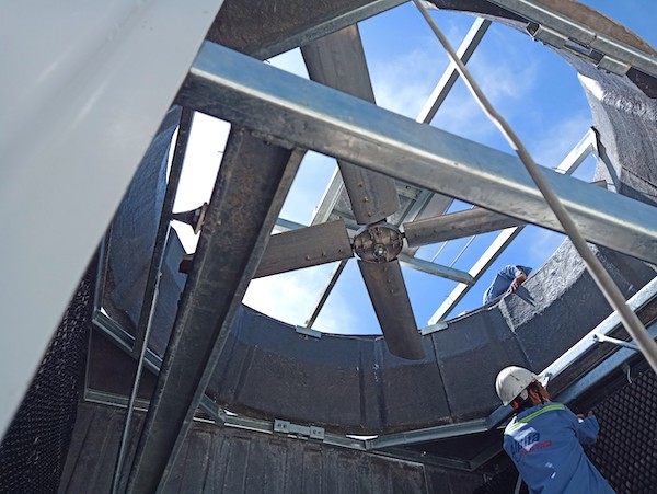 Lắp đặt hệ thống động cơ cho tháp giải nhiệt tại Đồng Nai