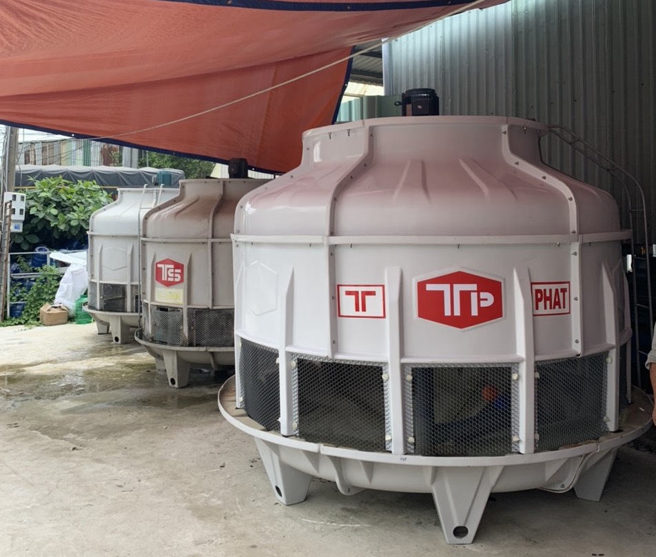 Tháp giải nhiệt Tashin 125RT sau khi được lắp đặt