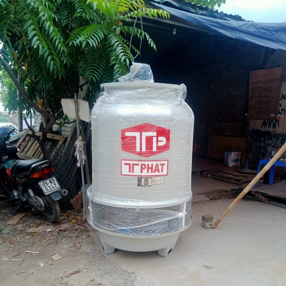 Tháp giải nhiệt Tashin 15RT trước khi lắp đặt